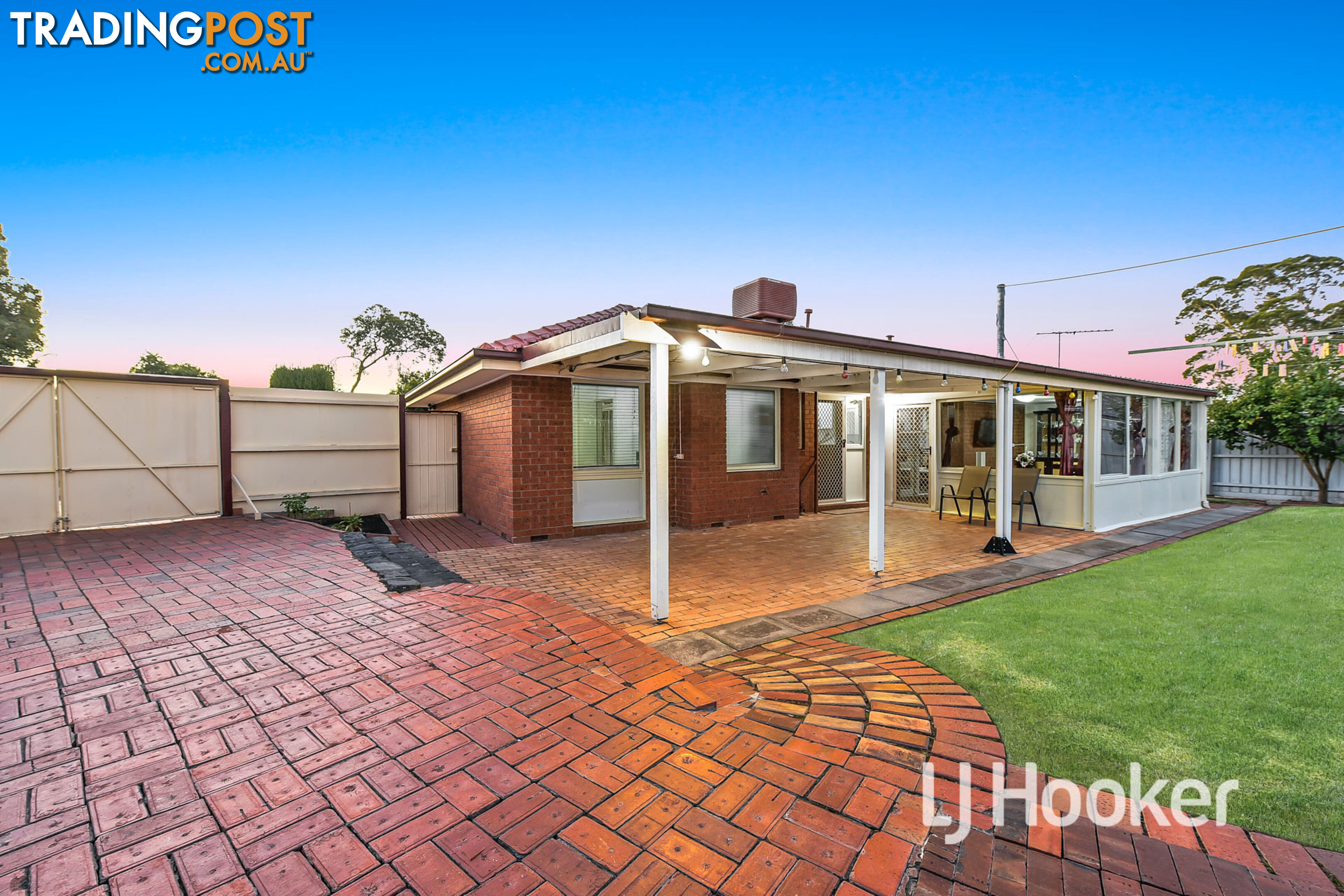 32 Broadwalk Grove ENDEAVOUR HILLS VIC 3802