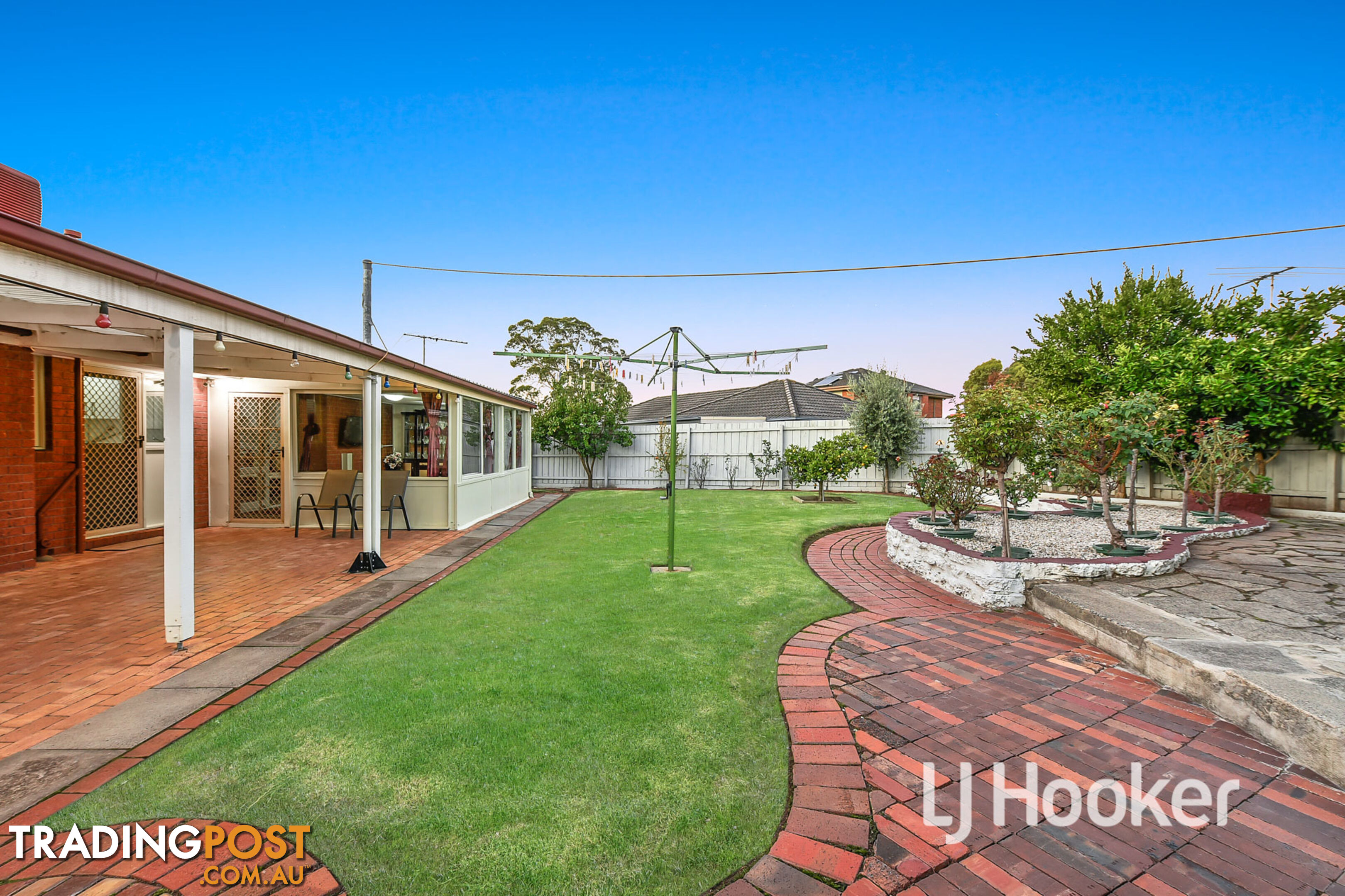 32 Broadwalk Grove ENDEAVOUR HILLS VIC 3802