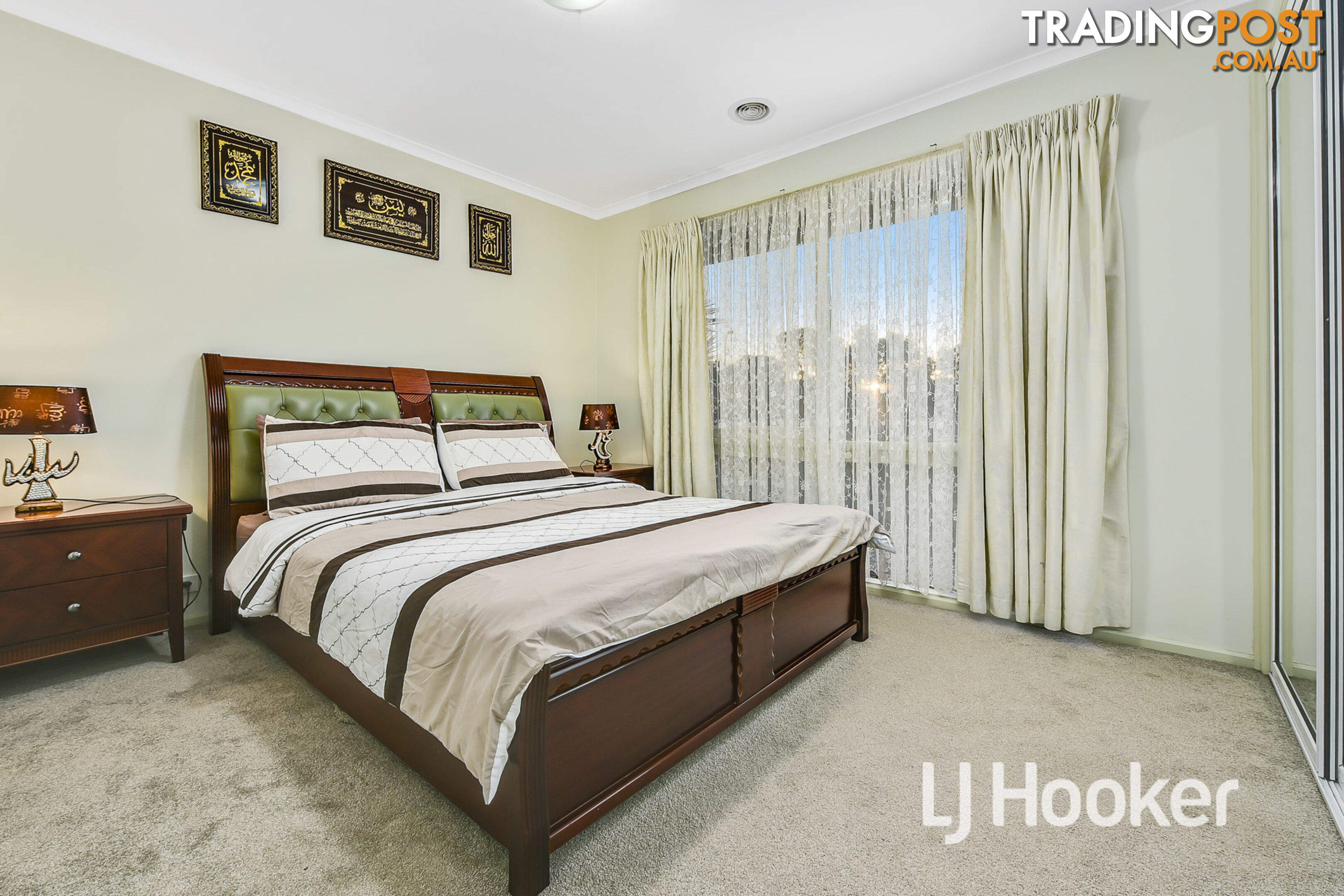 32 Broadwalk Grove ENDEAVOUR HILLS VIC 3802