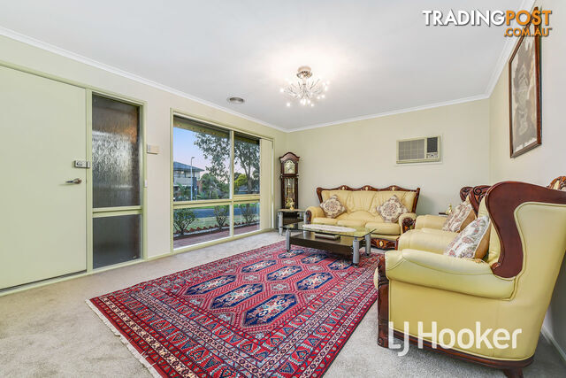 32 Broadwalk Grove ENDEAVOUR HILLS VIC 3802