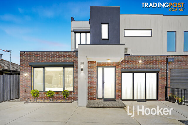 2A Walter Street CRANBOURNE VIC 3977