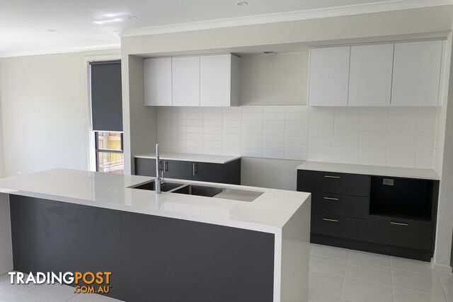 11 Camaro Drive CRANBOURNE EAST VIC 3977