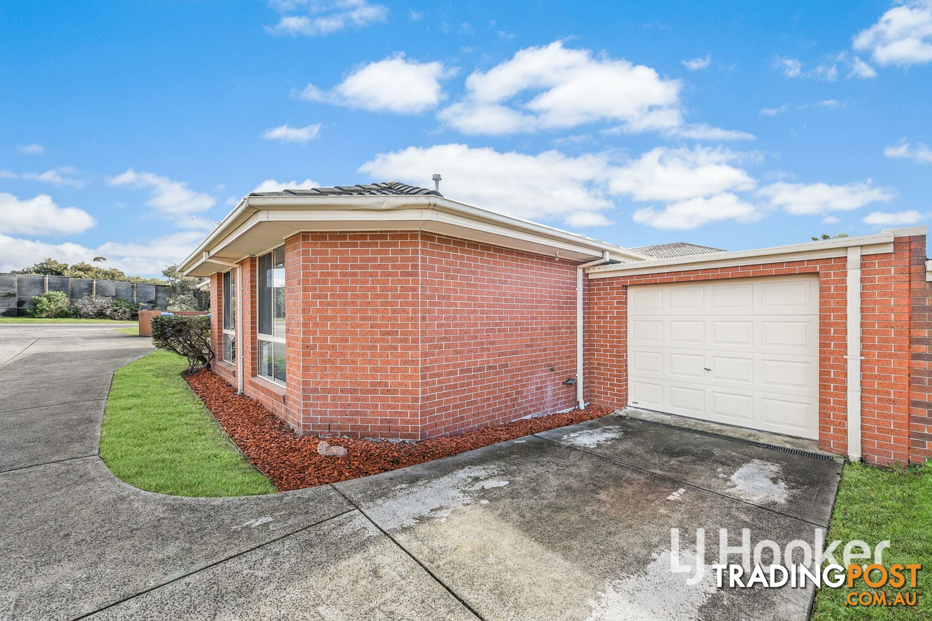 1/70-72 Robjant Street HAMPTON PARK VIC 3976