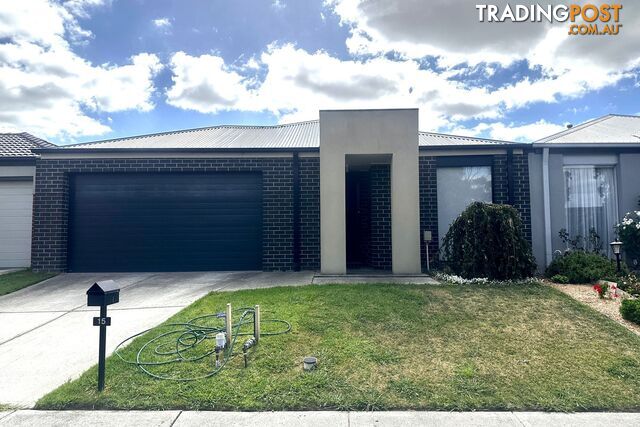 15 Pinnacle Drive PAKENHAM VIC 3810