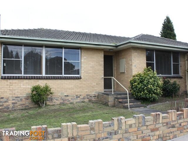 1/56 Oakwood Avenue DANDENONG NORTH VIC 3175