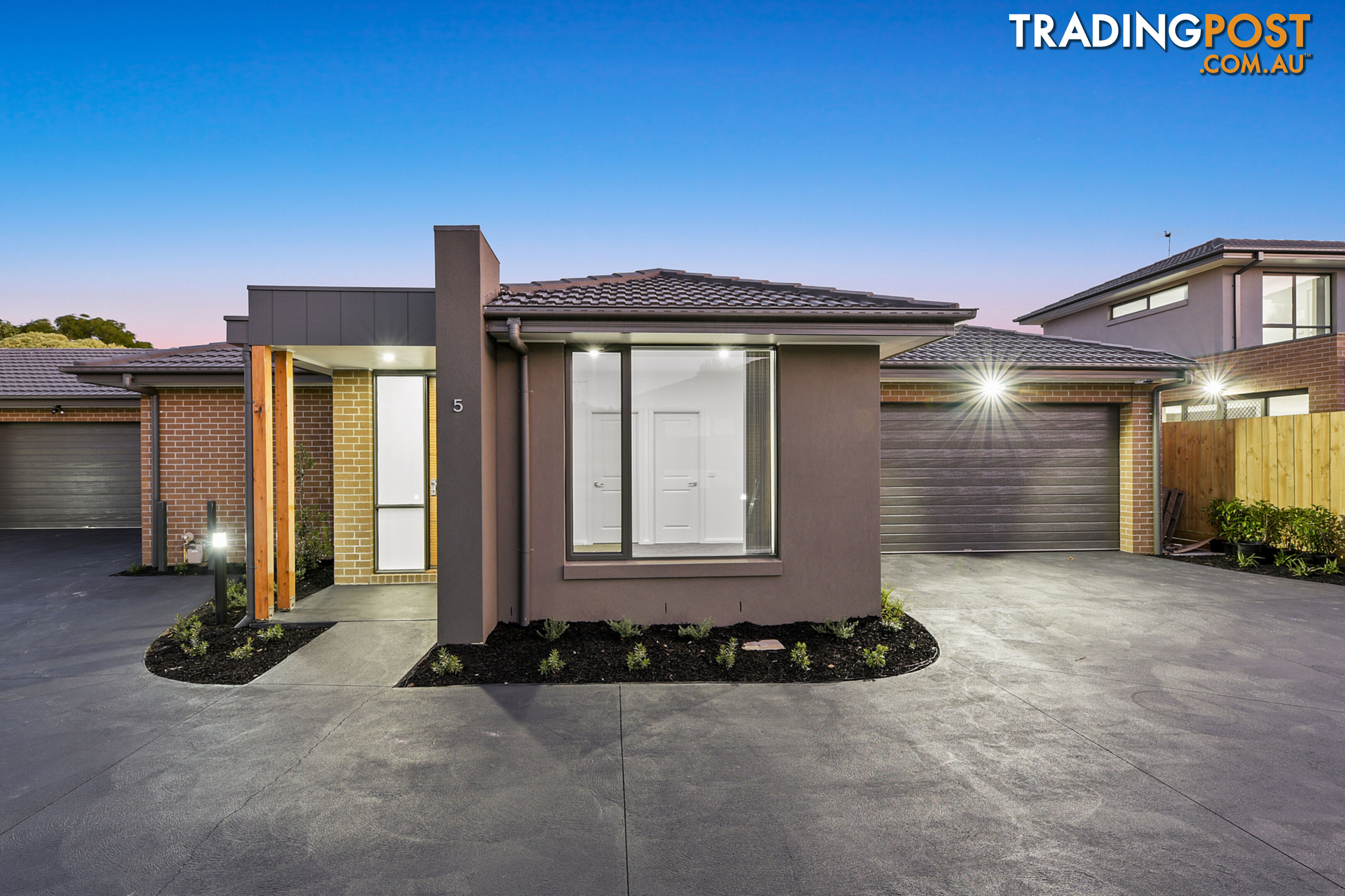 108-110 Endeavour Drive CRANBOURNE NORTH VIC 3977