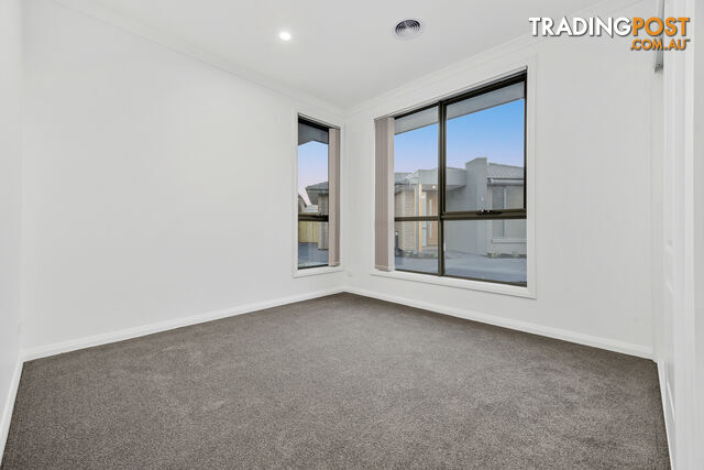 108-110 Endeavour Drive CRANBOURNE NORTH VIC 3977