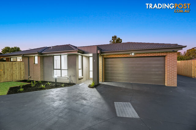 108-110 Endeavour Drive CRANBOURNE NORTH VIC 3977