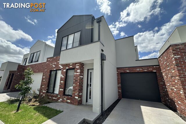 5 Greenwell Close HAMPTON PARK VIC 3976