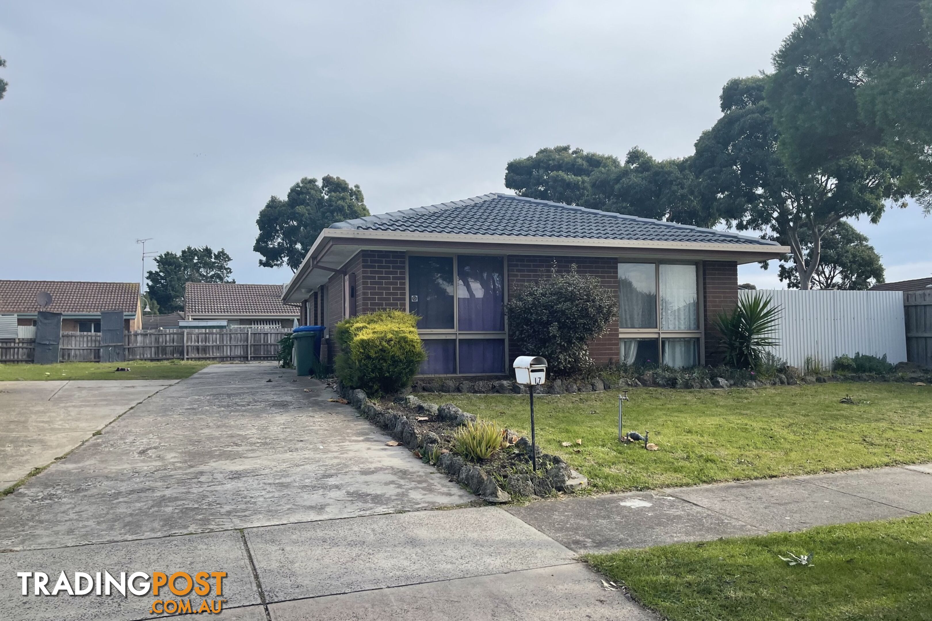 17 Narellan Drive HAMPTON PARK VIC 3976