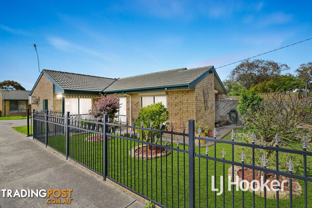 1/33 Ivan Crescent HAMPTON PARK VIC 3976