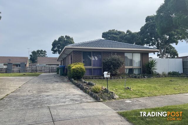 17 Narellan Drive HAMPTON PARK VIC 3976