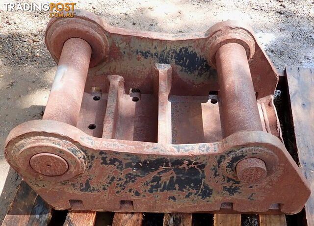 25-46 ton (110/100/80mm pin) Excavator Headstock Hitch Mounting Plate