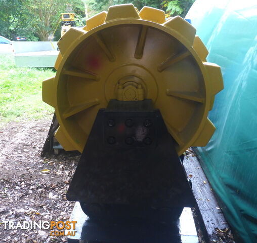 New 25-50 ton (100/90/80mm pin) 810mm Excavator Compaction Wheel