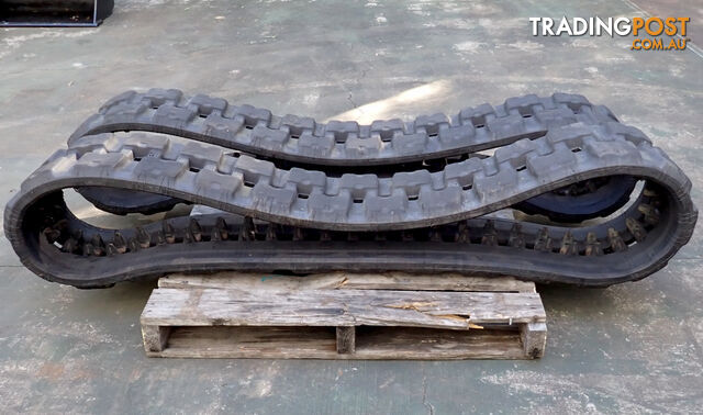 2 John Deere Track Loader / Excavator Rubber Tracks 320x86x52 suit Bobcat, JD, Komatsu, Kubota etc - photo 5 of 10