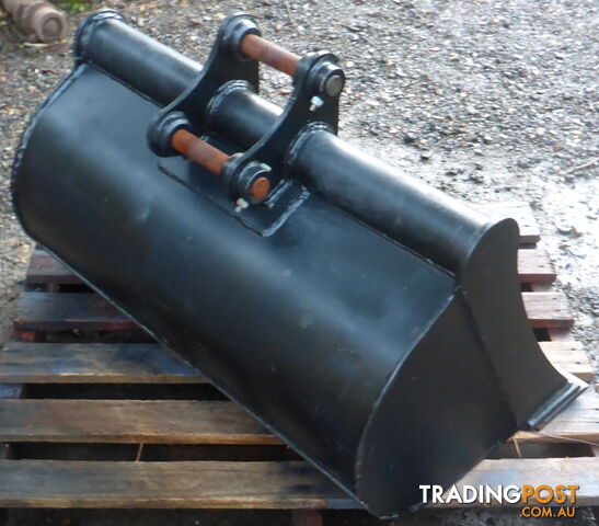 New 1.5-4 ton (35mm pin) 1000mm AHE Excavator Mud Batter Bucket (high capacity)