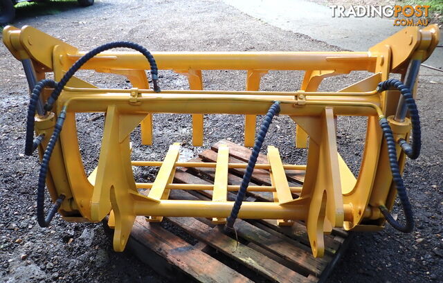 Almost New 1600mm Tractor Loader Telehandler Hydraulic Log Grab Grapple