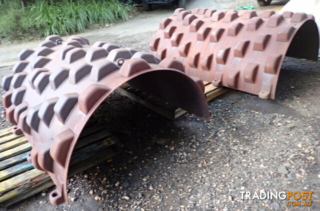 Padfoot Drum Roller Compactor Over Smooth Shell Kit 2120mm x 1535mm for Dynapac - photo 3 of 10