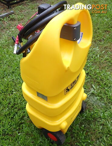 New Italian 110L Diesel Fuel Cell Tank with 12v Pump & Bowser trigger