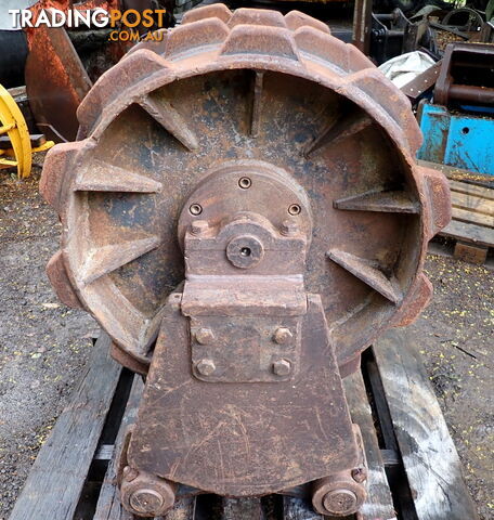 16-32 ton (80mm pin) 450mm Excavator Compaction Wheel