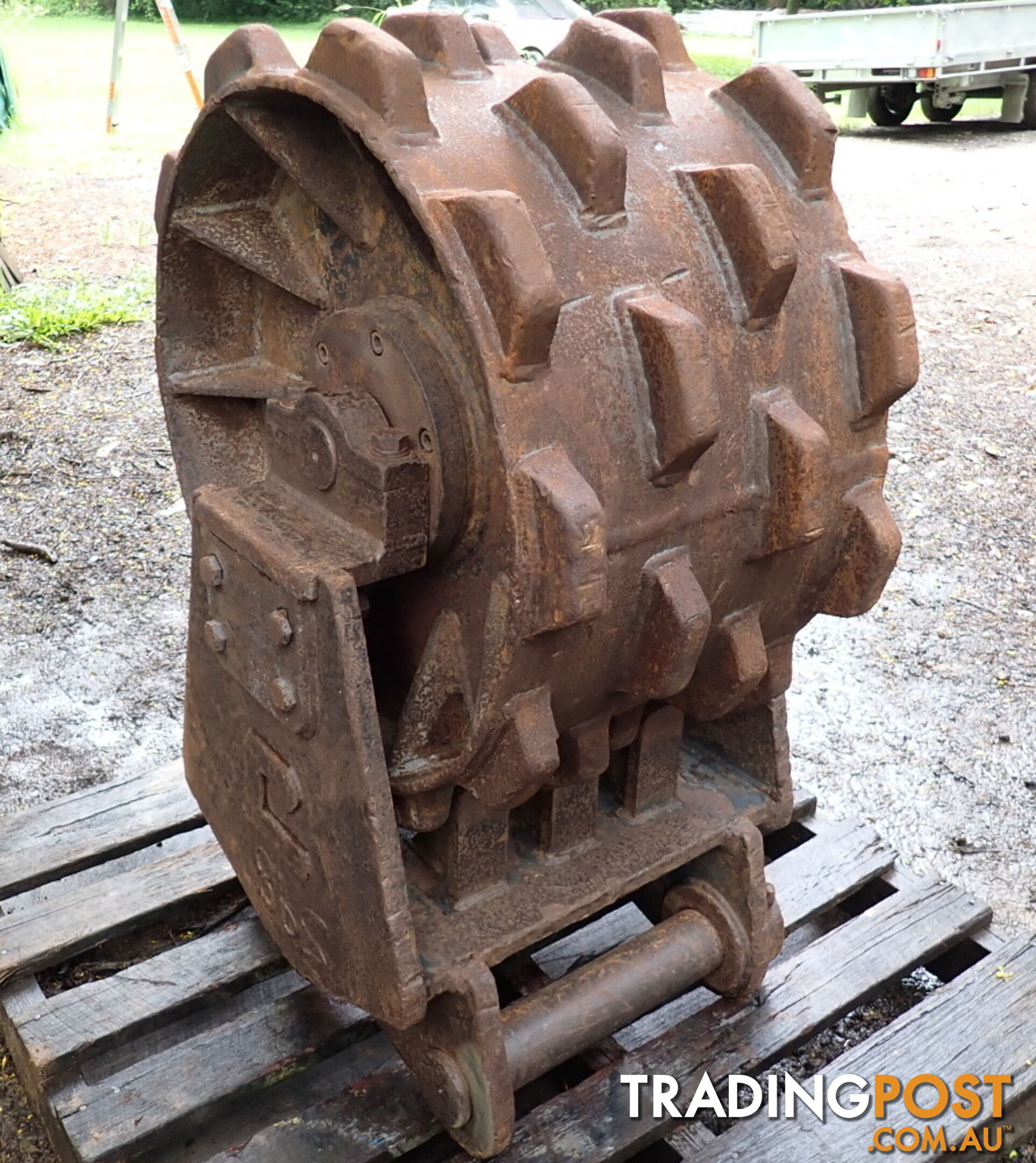 16-32 ton (80mm pin) 450mm Excavator Compaction Wheel