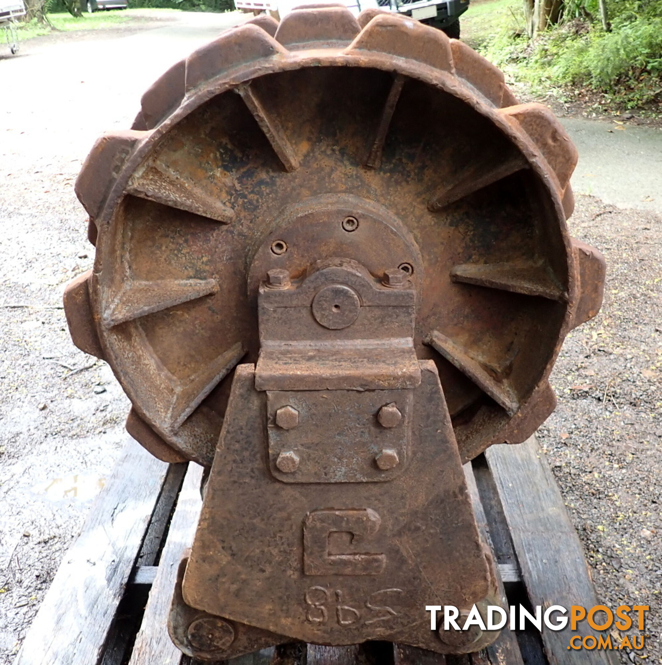 16-32 ton (80mm pin) 450mm Excavator Compaction Wheel