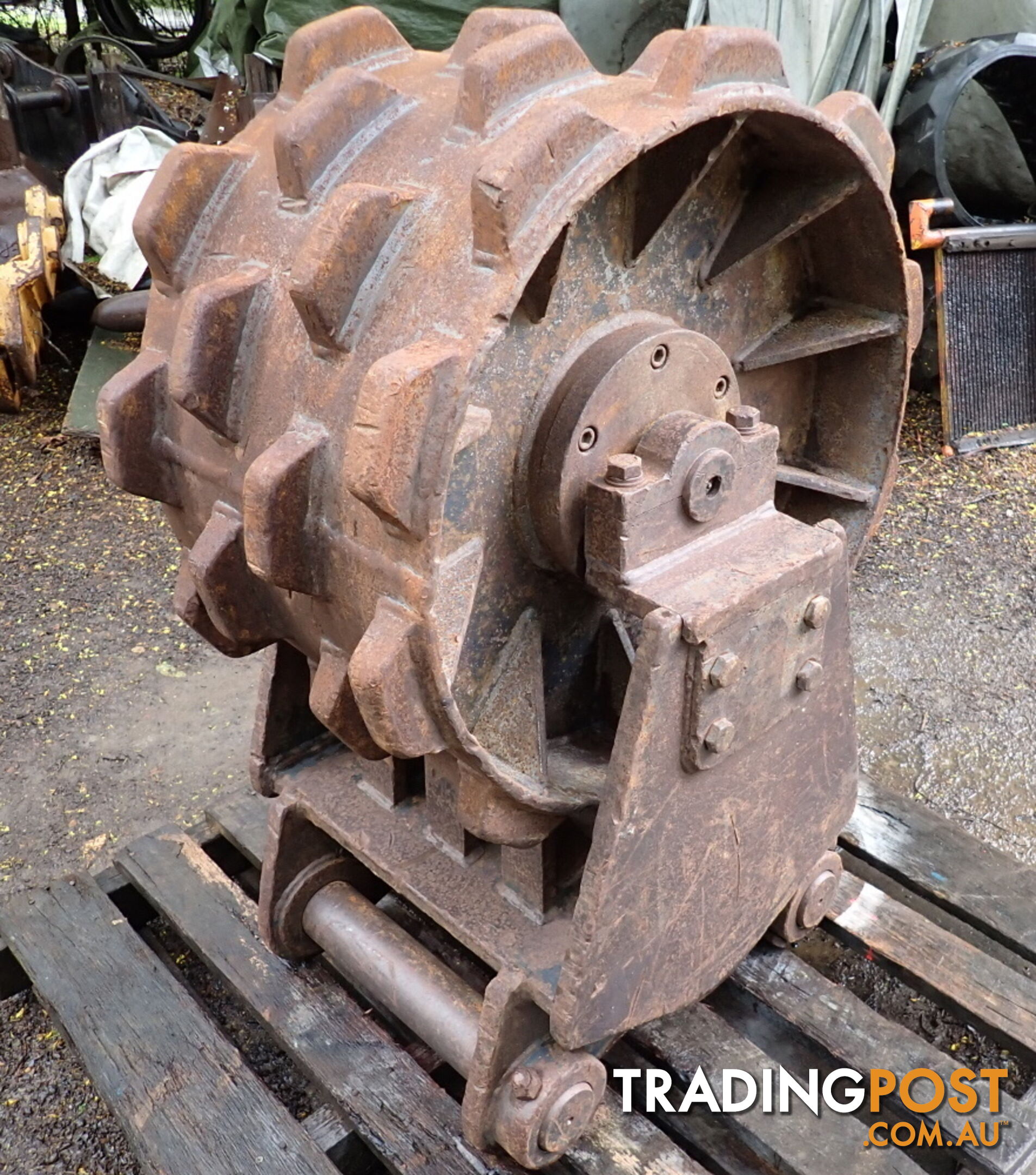 16-32 ton (80mm pin) 450mm Excavator Compaction Wheel