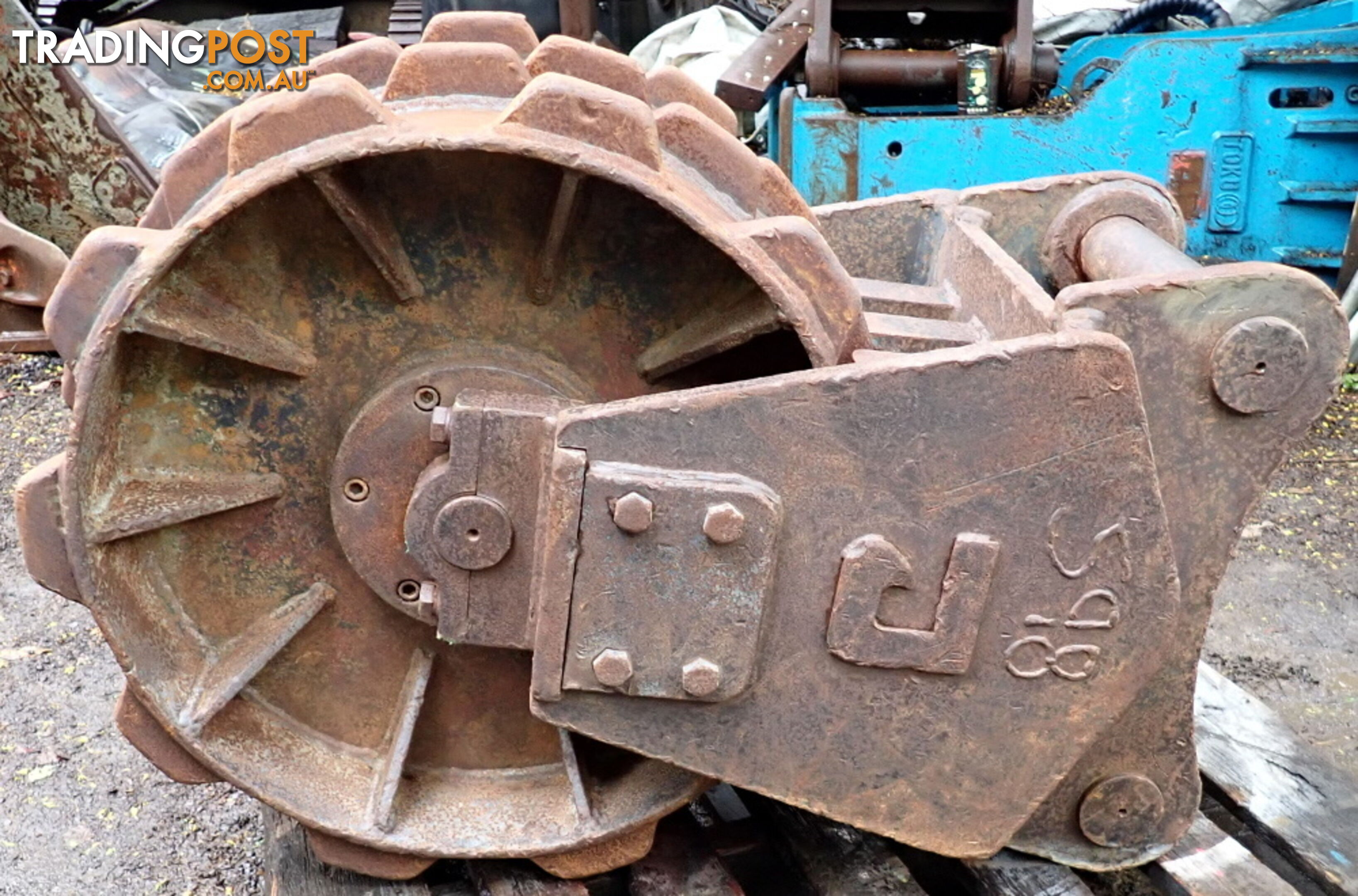 16-32 ton (80mm pin) 450mm Excavator Compaction Wheel