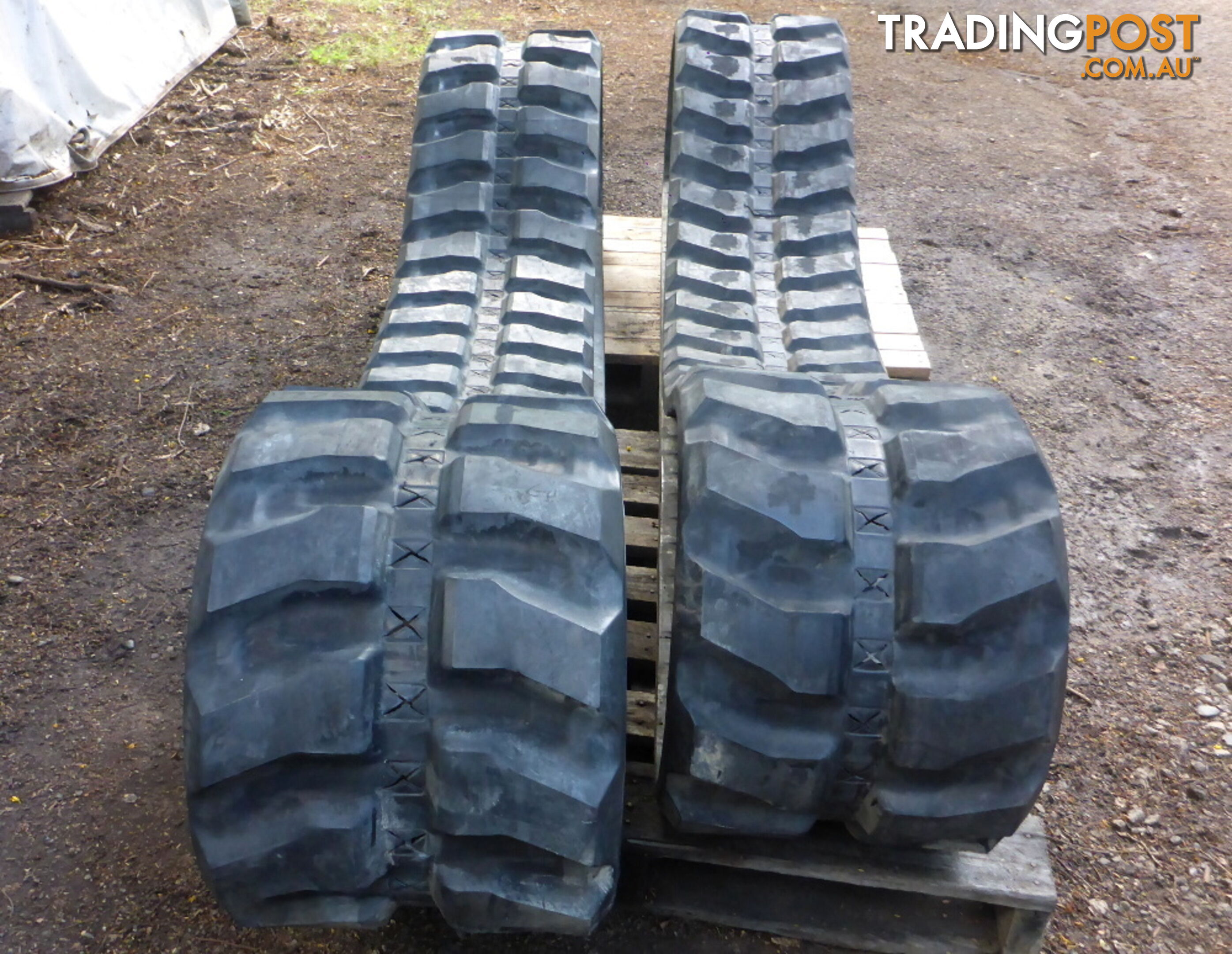 Genuine Komatsu PC95 Excavator Rubber Tracks 450x76x84