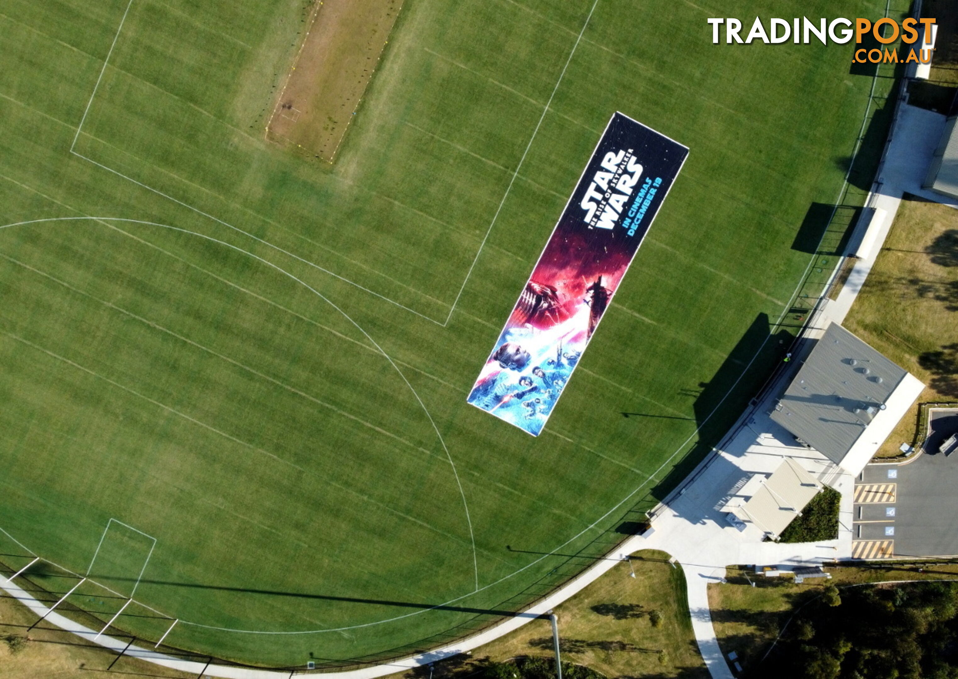 World's Largest Star Wars Poster 40m x 10m (400m2)