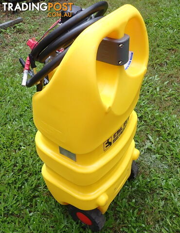 New Italian 110L Diesel Fuel Cell Tank with 12v Pump & Bowser trigger