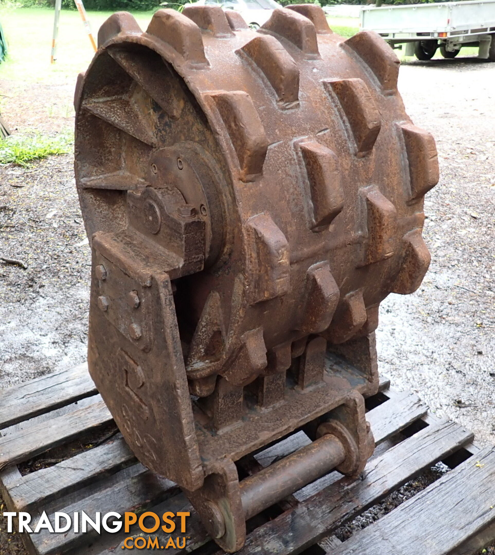 16-32 ton (80mm pin) 450mm Excavator Compaction Wheel