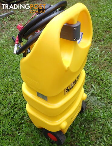 New Italian 110L Diesel Fuel Cell Tank with 12v Pump & Bowser trigger