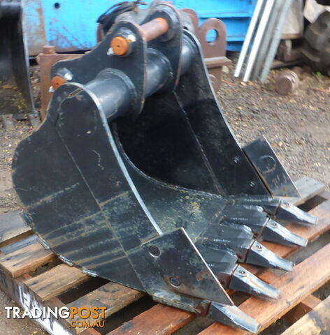 New 3-7 ton (45mm pin, 245mm CtoC) 600mm AHE Excavator Digging GP Bucket