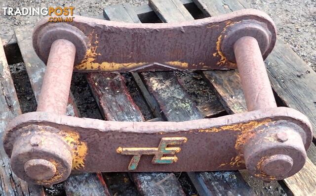 12-23 ton (70mm pin) TE Excavator Headstock Hitch Mounting Plate suit Kato