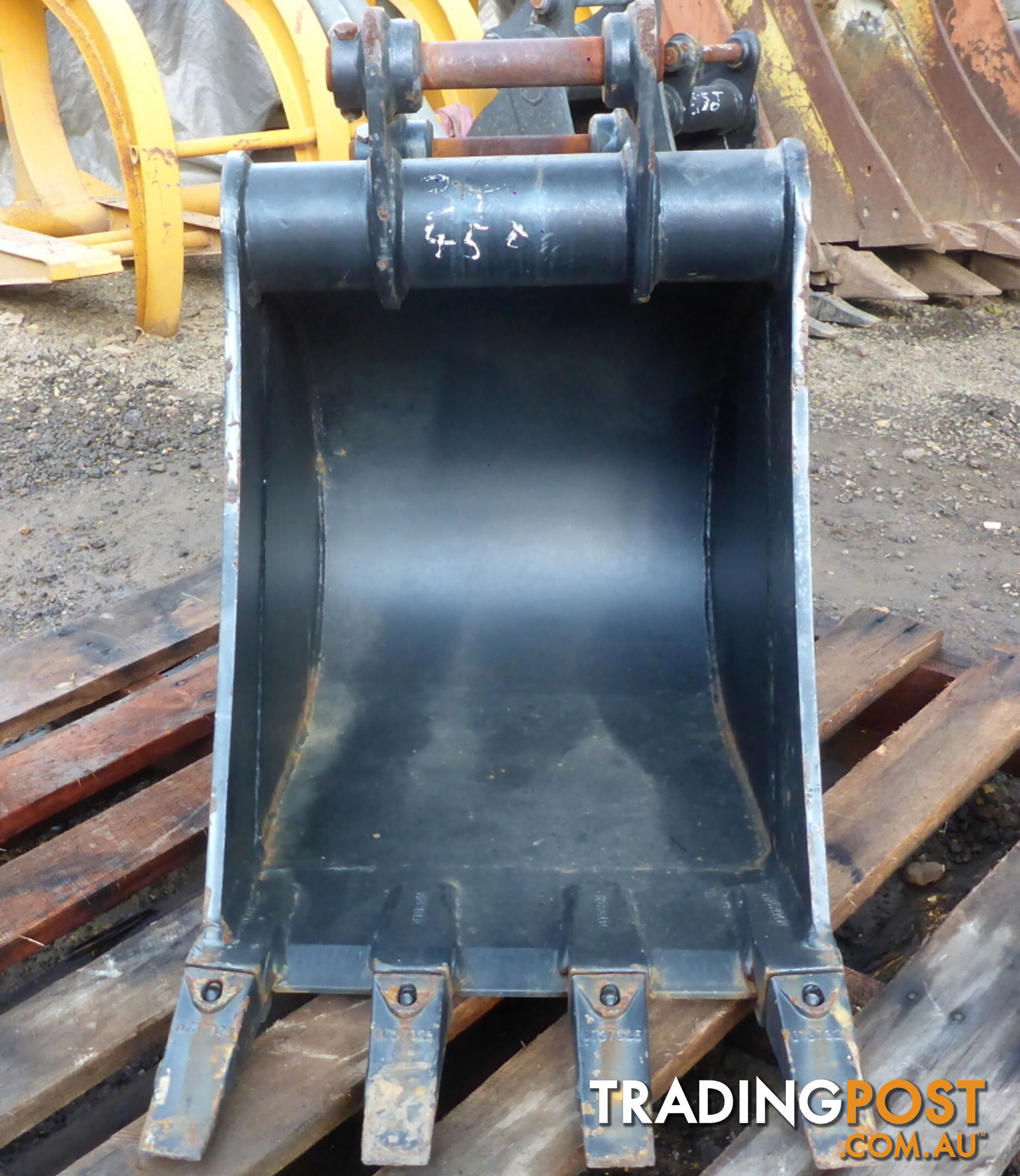 New 1.5-4 ton (35mm pin) 450mm AHE Excavator Digging GP Bucket (High Capacity)