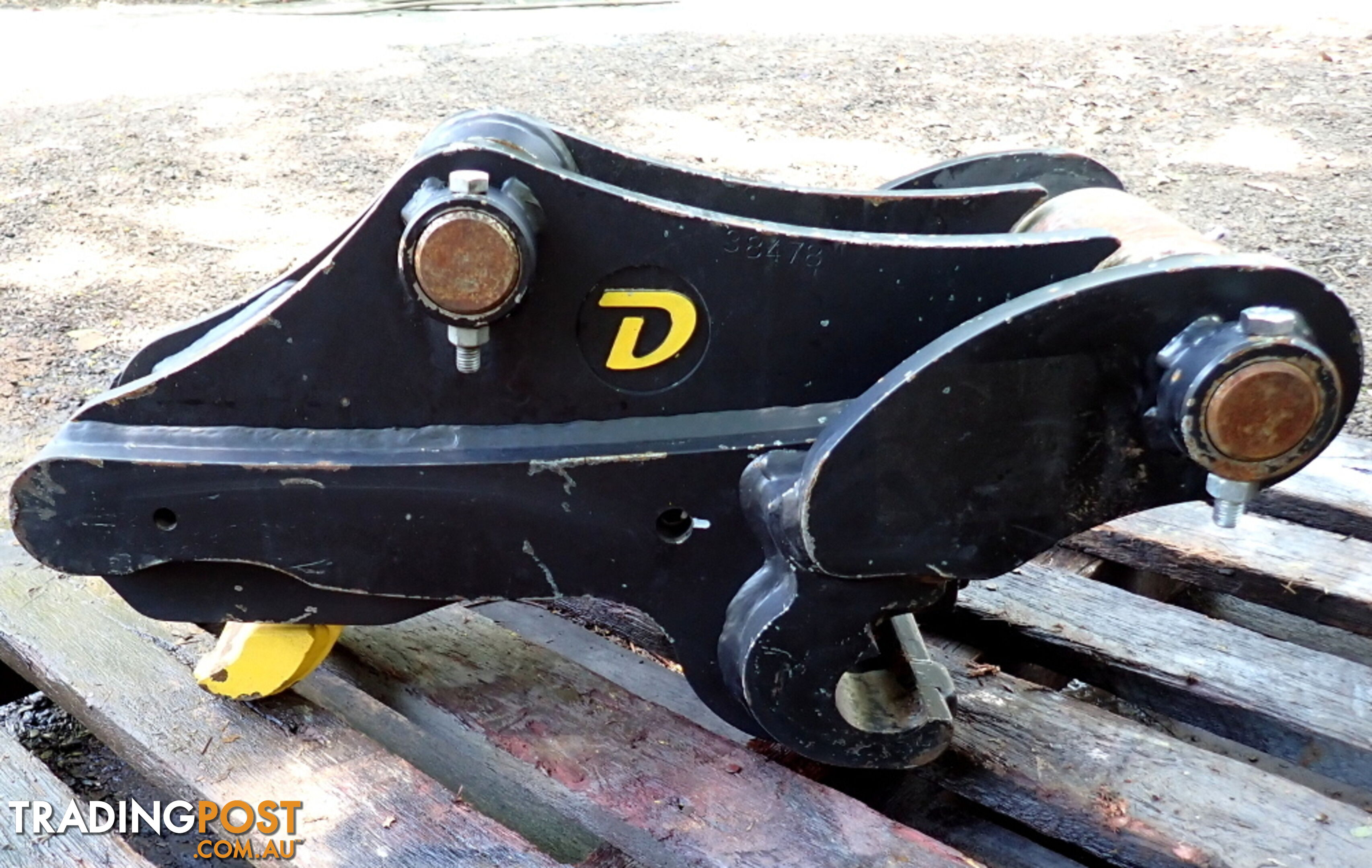 New Case 590ST Backhoe (44.45/50mm pin) Doherty Hydraulic Quick Hitch Coupling