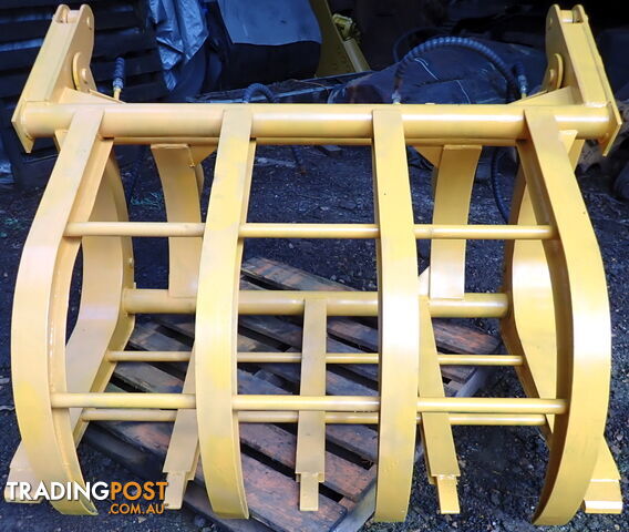 Almost New 1600mm Tractor Loader Telehandler Hydraulic Log Grab Grapple