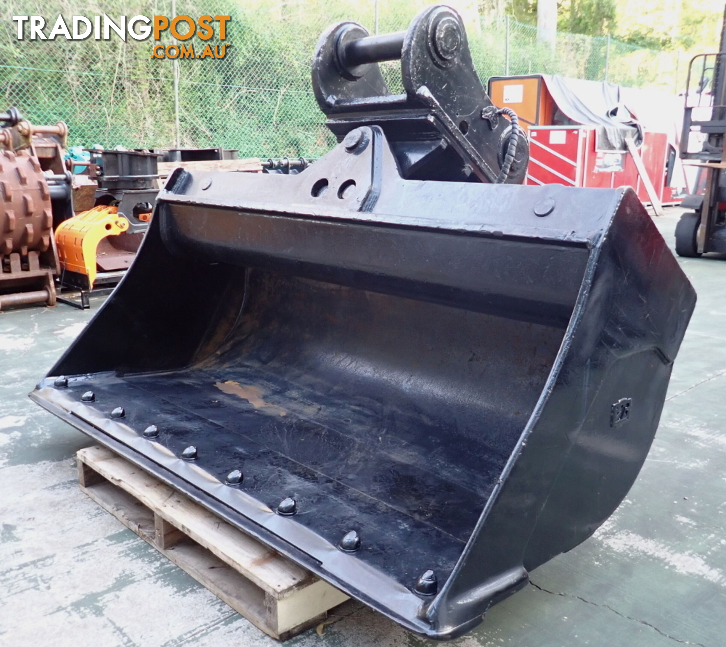 22-47 ton (90mm pin) 2100mm JB/AHE Excavator Tilting Mud Batter Bucket