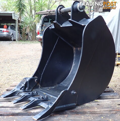 New 5-10 ton (45 or 50mm pin) 600mm Genuine JCB Excavator Digging & Trenching Bucket