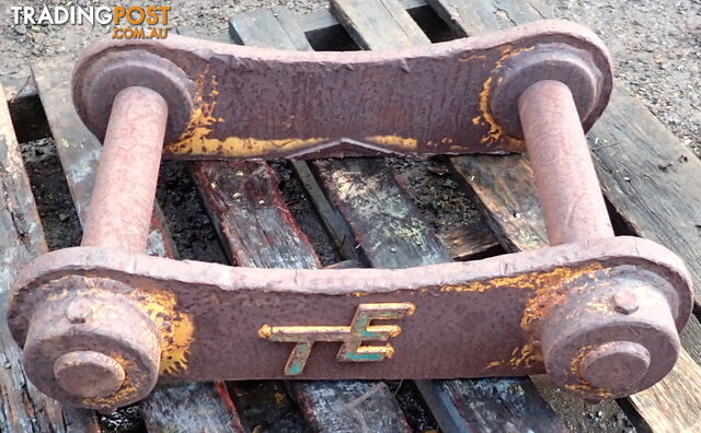 12-23 ton (70mm pin) TE Excavator Headstock Hitch Mounting Plate suit Kato