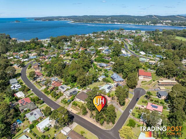 31 Karoola Crescent SURFSIDE NSW 2536 - photo 2 of 12