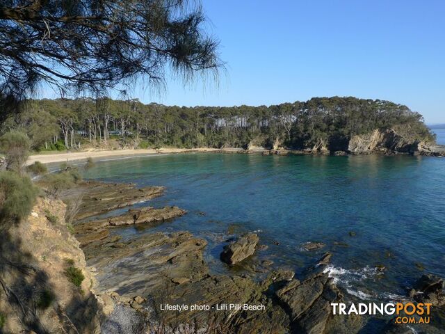 25 Bunderra Circuit MALUA BAY NSW 2536