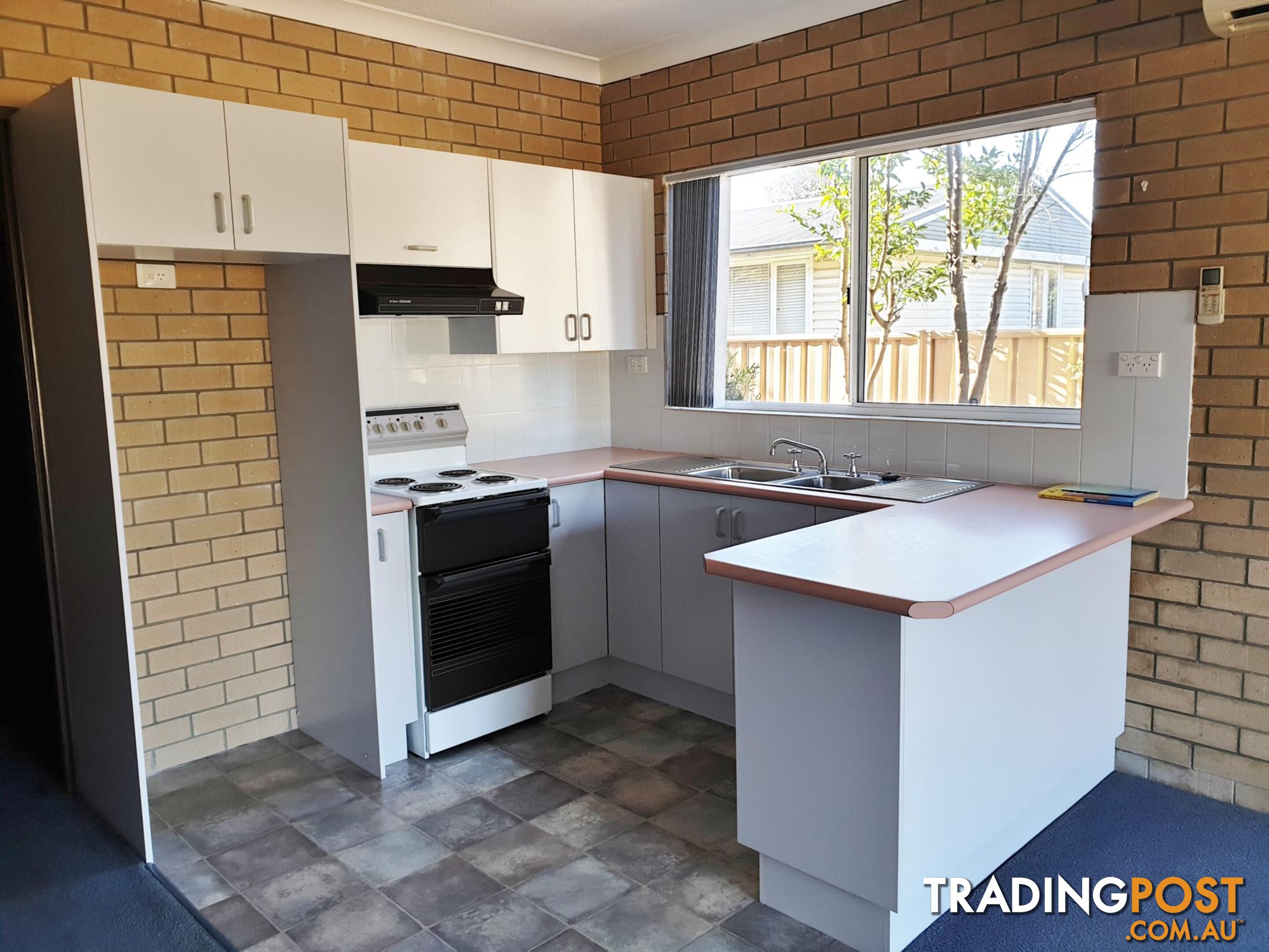 Unit 3/12 Golf Links Drive BATEMANS BAY NSW 2536