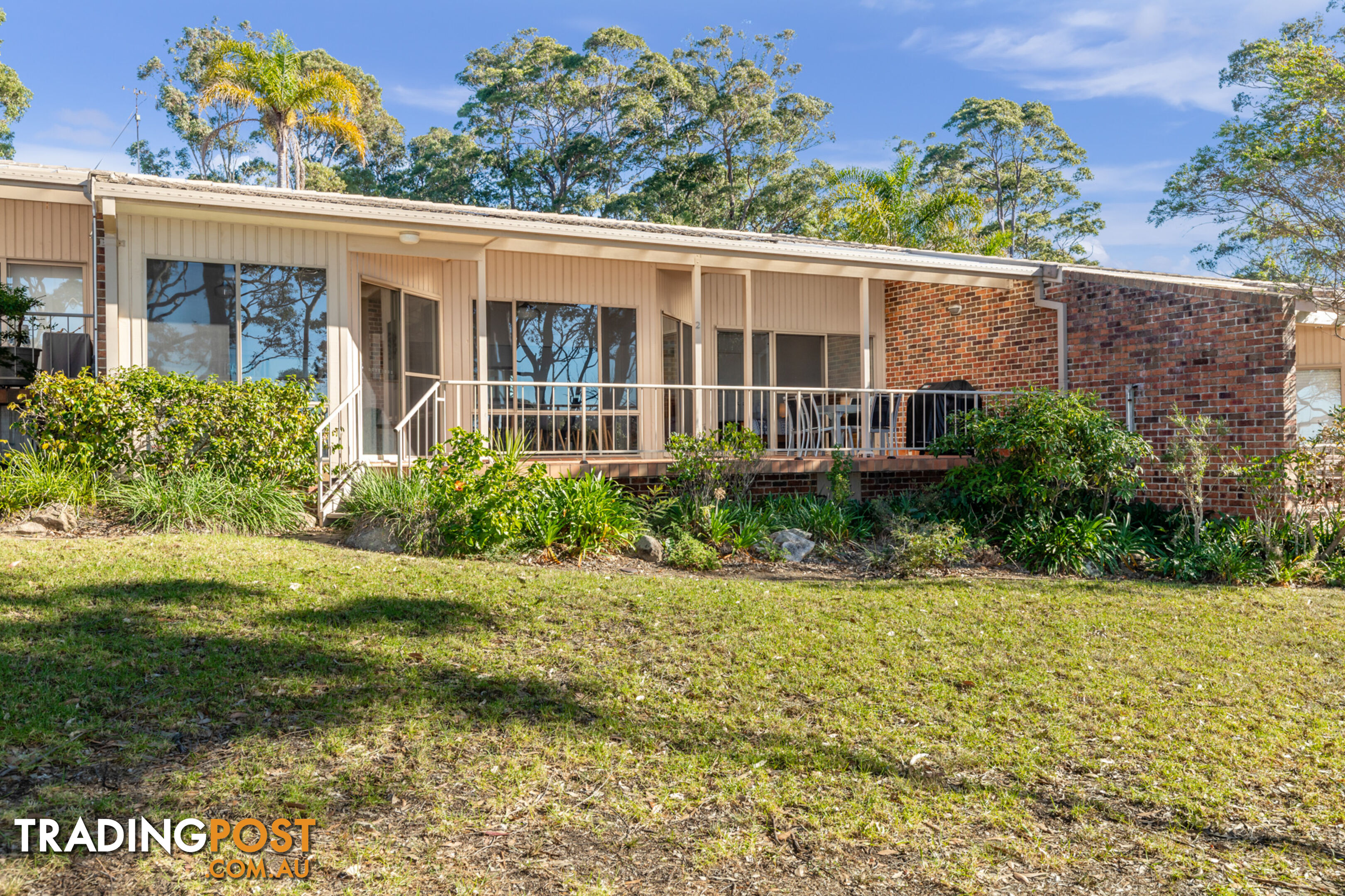 2/5 Edgewood Place DENHAMS BEACH NSW 2536