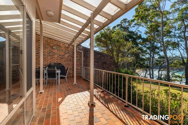 2/5 Edgewood Place DENHAMS BEACH NSW 2536