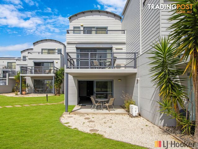 109/202-208 Beach Road BATEHAVEN NSW 2536 - photo 2 of 25