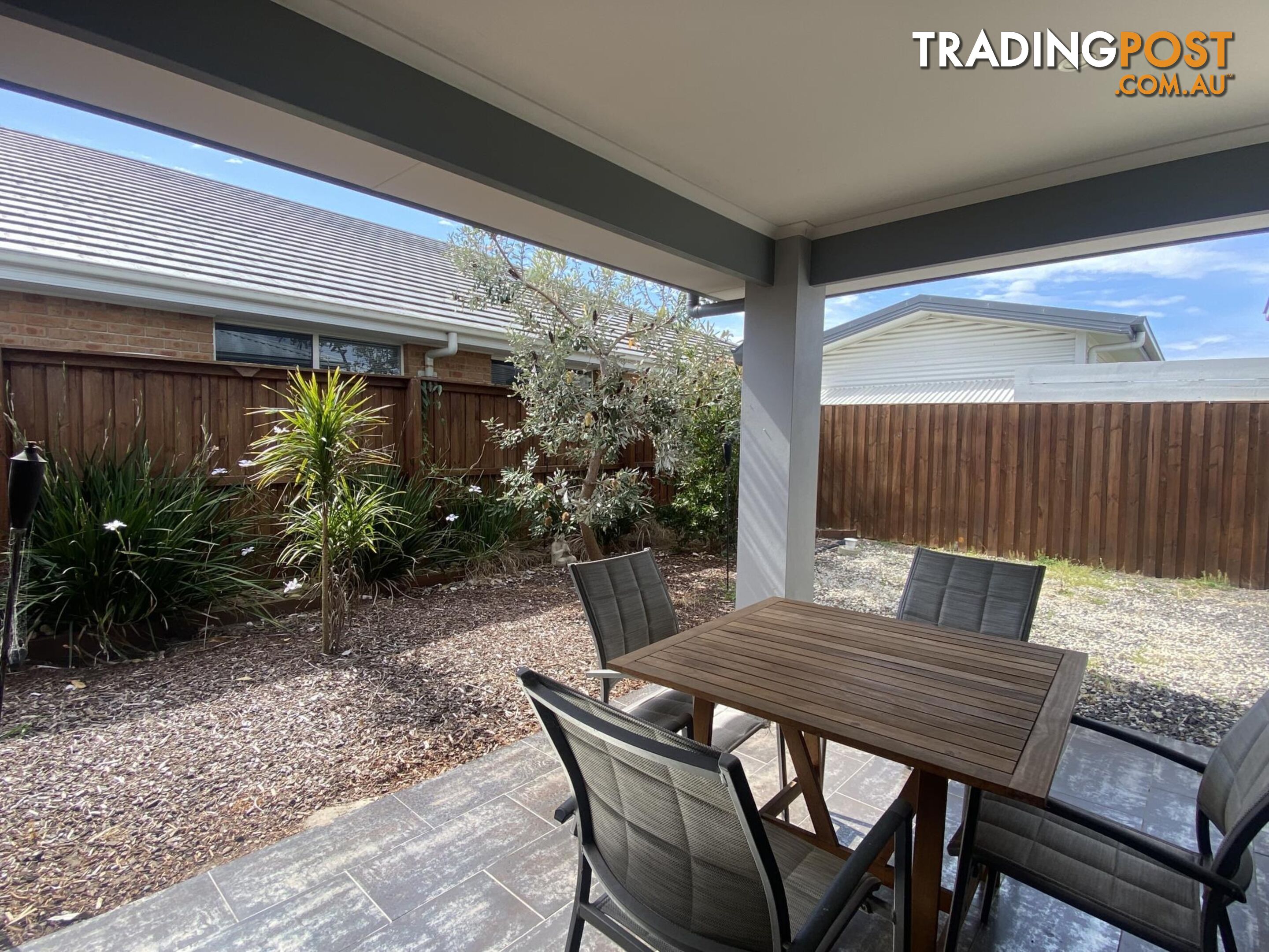 6 Bagarin Avenue TOMAKIN NSW 2537