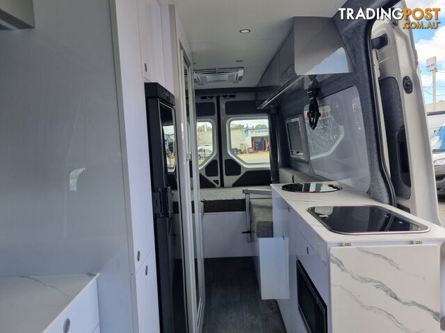 VW Crafter Motorhome 2024 - photo 3 of 7