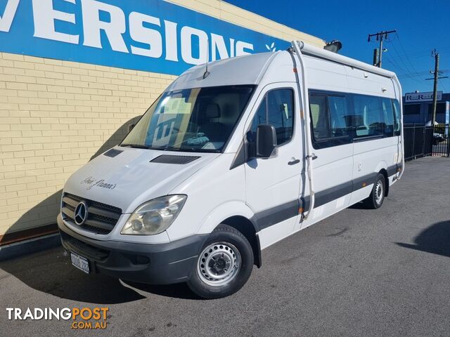 Mercedes 2 Berth 2008